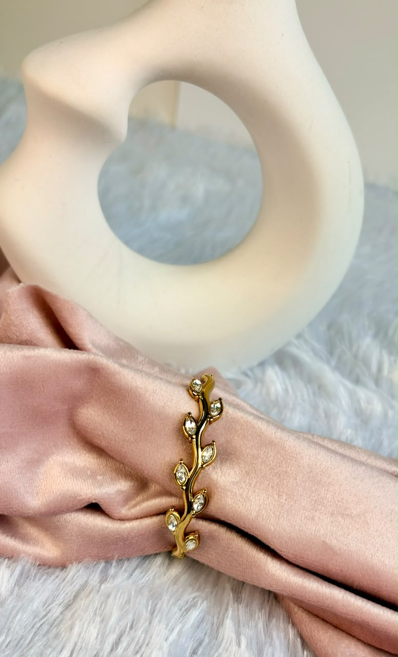 Marquise Leaf Vine Baby Kada