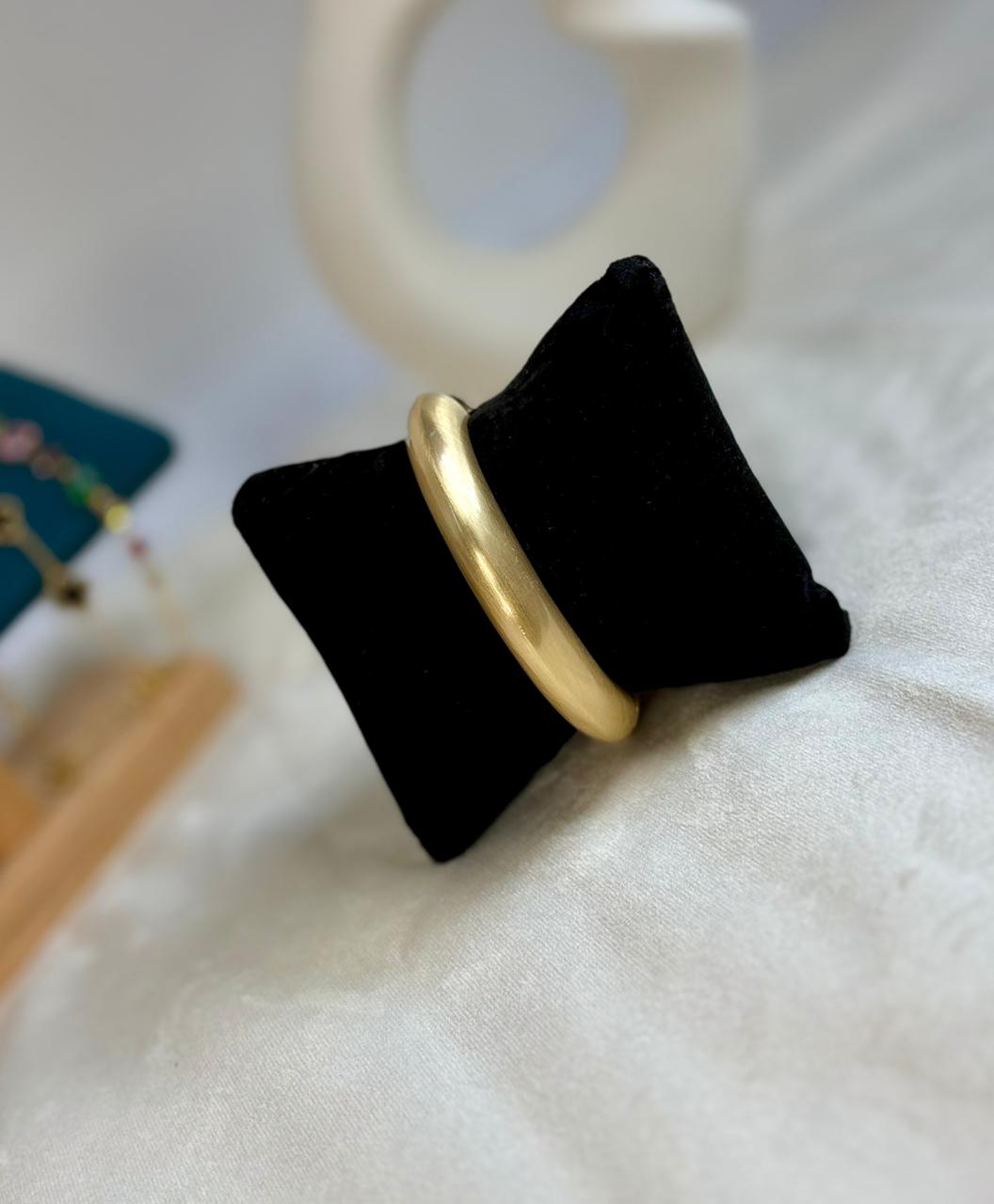Matte Dome Kada