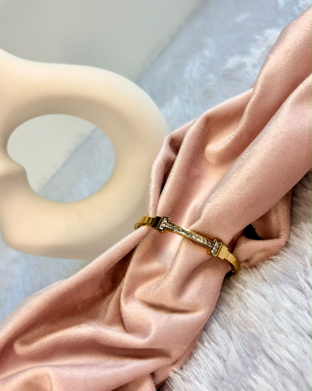 Pavé T-Bar Baby Kada
