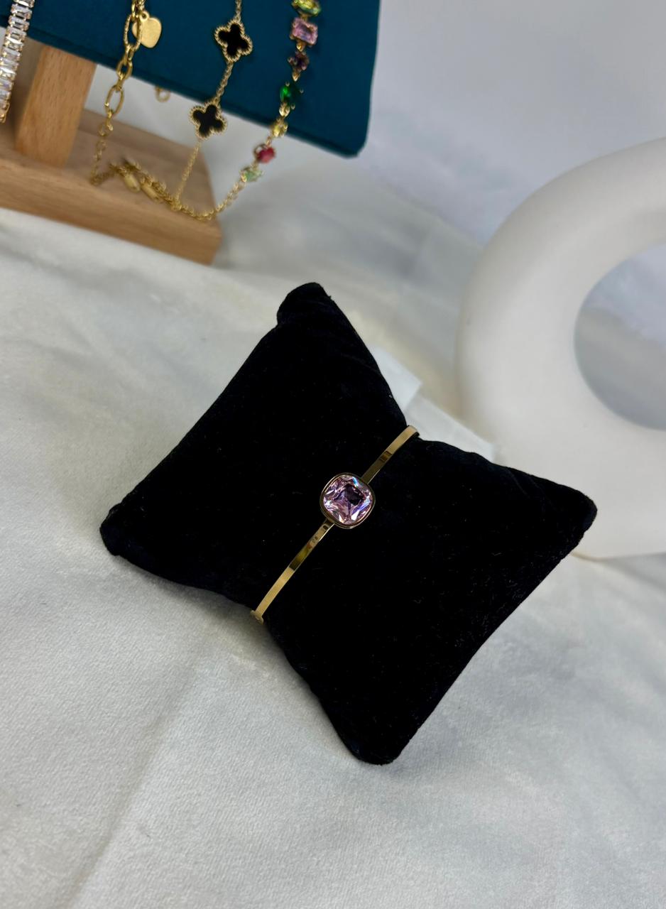 Pink Cushion Solitaire Kada
