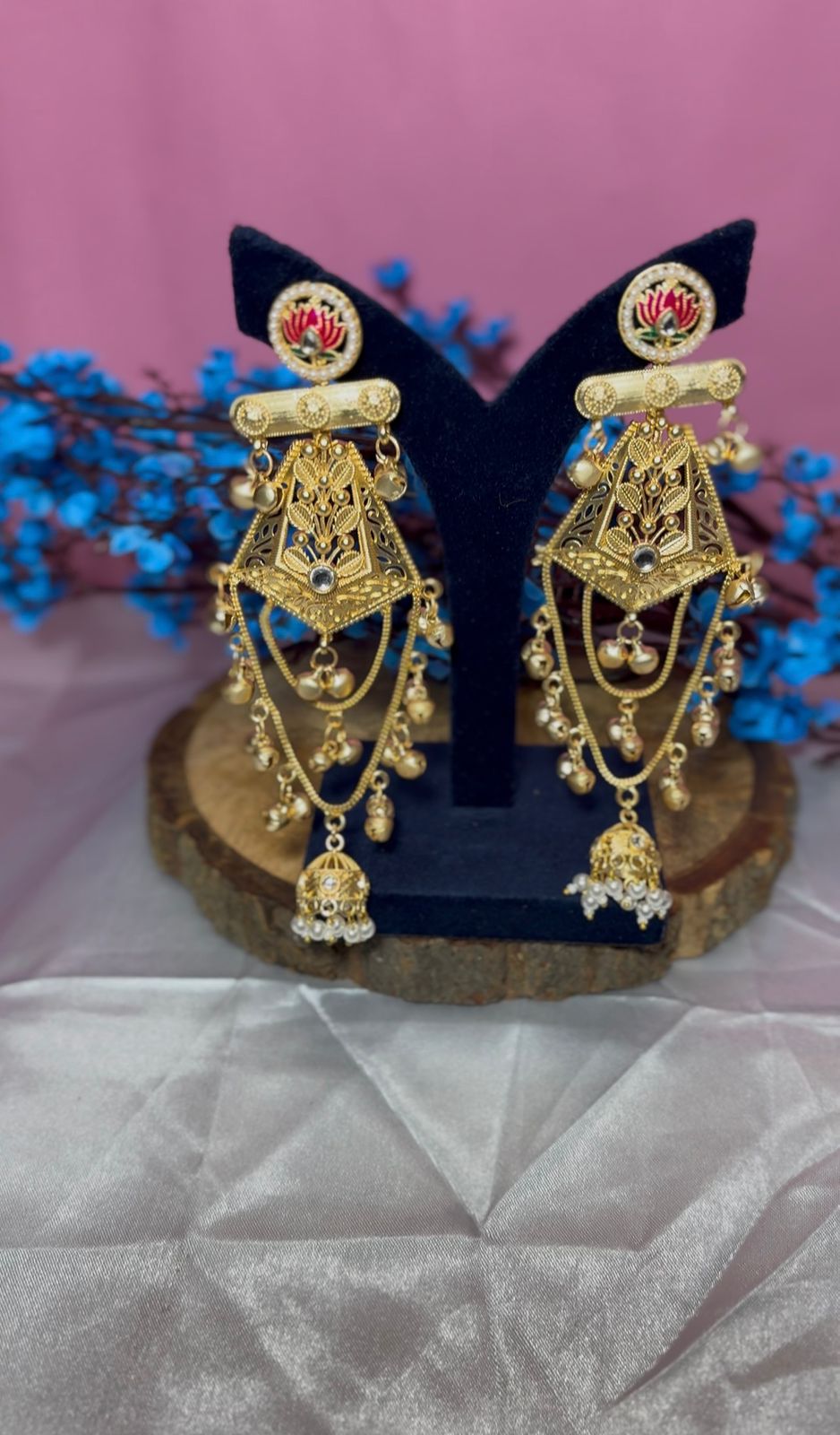 Lotus Kundan Kite Kashmiri Jhumka