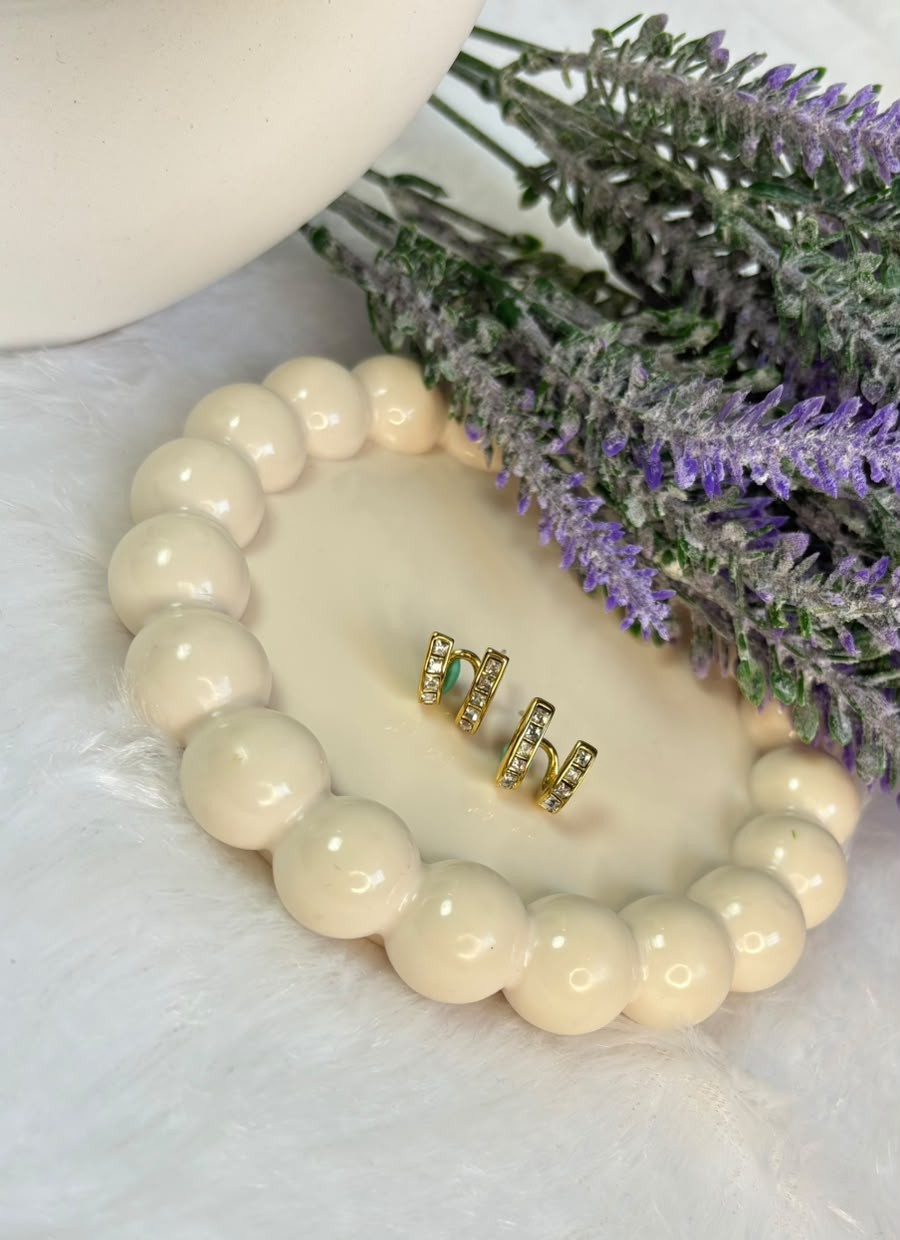 Mini Baguette Crystal Huggies
