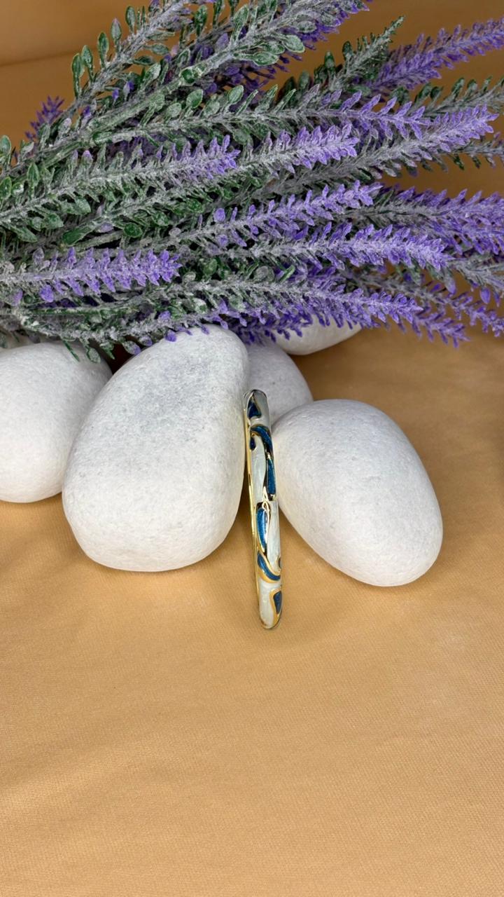 Navy & Cream Swirl Enamel Kada
